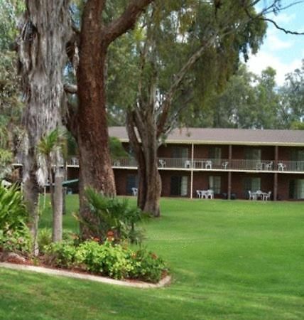 Tocumwal Golf Resort Exteriér fotografie